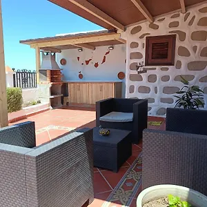 Casita Roque Nublo Tejeda (Gran Canaria)